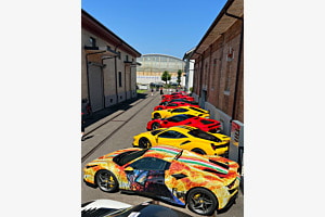 Ferrari sind gelb