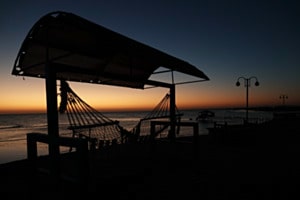 Blaue Stunde am Roten Meer