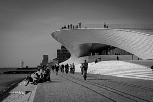 Street an Hafen von Lissabon
