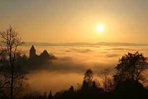 Schloss Trachselwald umhüllt vom Zuckerwatte