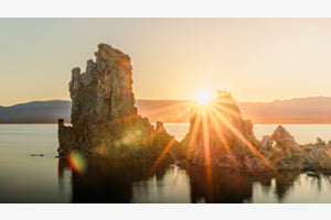Tufa formations bei Sonnenaufgang