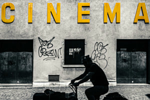 Mit dem Fahrrad zum Kino