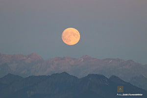 Peak & Moon
