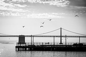 Zwischen Himmel und Brücke (Bay Bridge, San Francisco)