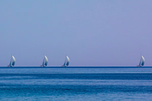 Ins Blaue segeln