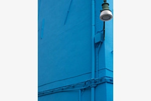 Haus ganz in Blau