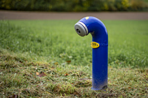 Da steht ein Hydrant auf dem Flur...