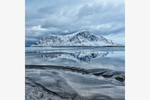 Berg im Meer