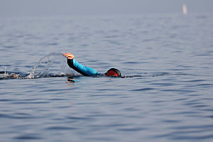 Crowl en eau libre et froide.