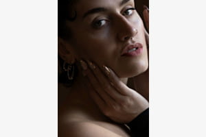 Portrait am Fenster
