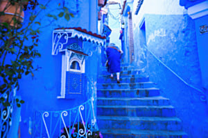 Dame in blau
