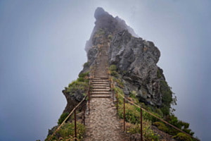 Wanderweg zum Gipfel