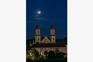 Vollmond über Klosterkirche St. Urban