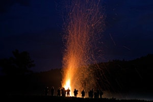Am Feuer