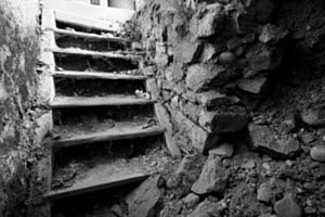 Alte Kellertreppe