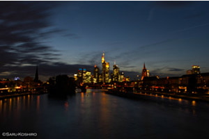 Frankfurt am Main Abenddämmerung