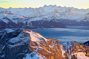 DER GOLDENE BERG