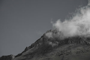 Kaiseregg mit Wolkenschleier