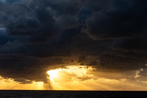 Bevor es Nacht wird