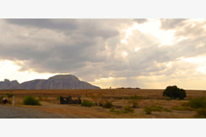 Ayers Rock? Nein, "steinerne Bischofsmütze" in Madagaskar
