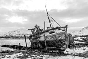 Schiffswrak am Fiord Schiffswrak am Fiord