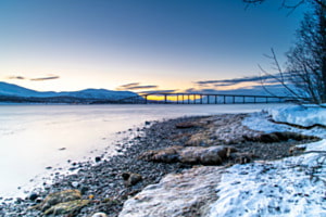 Brücke bei Tromsö im Winter
