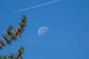 Zwischen Himmel und Mond