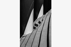 Stufen und Schatten - Swatch Omega Campus Biel/Bienne