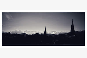 Altstadt mit Bergkette... Altstadt mit Bergkette...