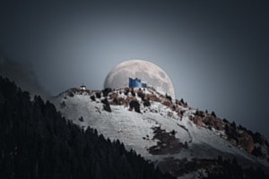 Moon on the Kuklos