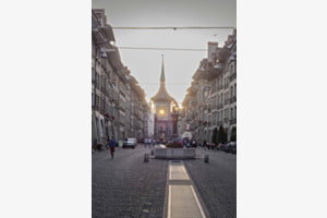 Sonnenstrahl durch den Zytgloggenturm
