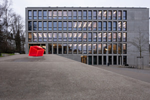 Kanti Büelrain mit Kunst am Bau Kanti Büelrain mit Kunst am Bau