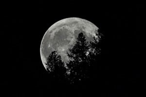 Lever de pleine Lune