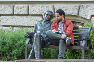 Im Zwiegespräch mit Albert Einstein
