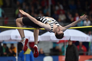 Fosbury Flop bei Regen Fosbury Flop bei Regen