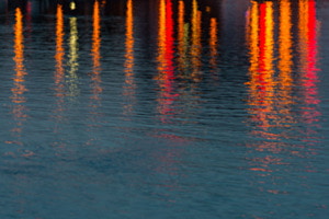 Reflektion an einer Rheinschleuse