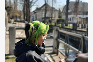 Frühlingsgrün im Haar