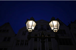 Straßenlampen in der Nacht Straßenlampen in der Nacht