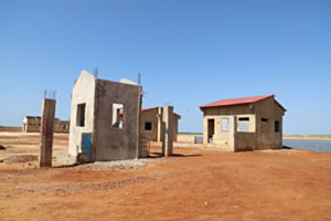 Le village abandonné Le village abandonné