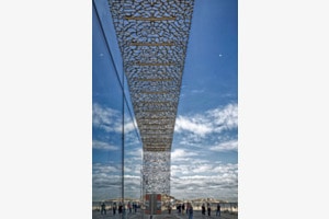 MUCEM Marseille im Spiegel MUCEM Marseille im Spiegel