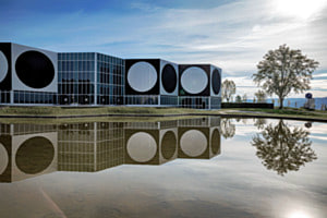 Fondation Vasarely im Gegenlicht Fondation Vasarely im Gegenlicht