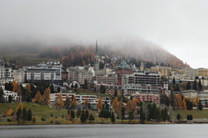 St. Moritz bei Nebel