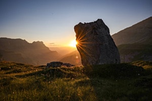 Hervorblinzelnde Sonne