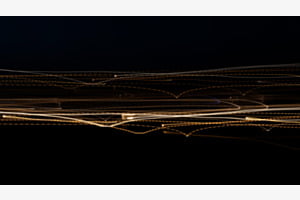 Abstrakte Lichtspuren bei Nacht