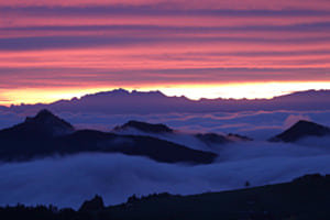 Nebel über dem Mittelland: Vogelberg vor Sonnenaufgang Nebel über dem Mittelland: Vogelberg vor Sonnenaufgang