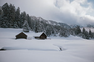 Plattenbödeli im Winter