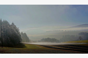 Leichter Nebel im Jurabogen