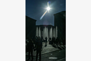 Gegenlicht beim Bundesplatz Brunnen